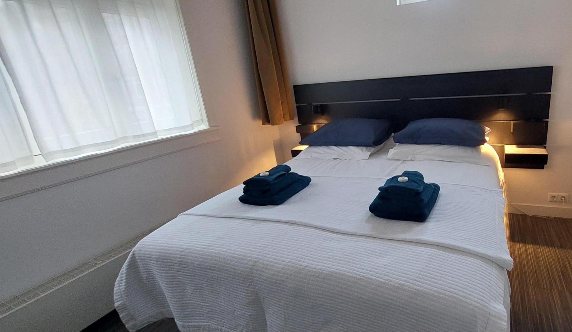 Bickersbed Bed & Breakfast อัมสเตอร์ดัม ภายนอก รูปภาพ